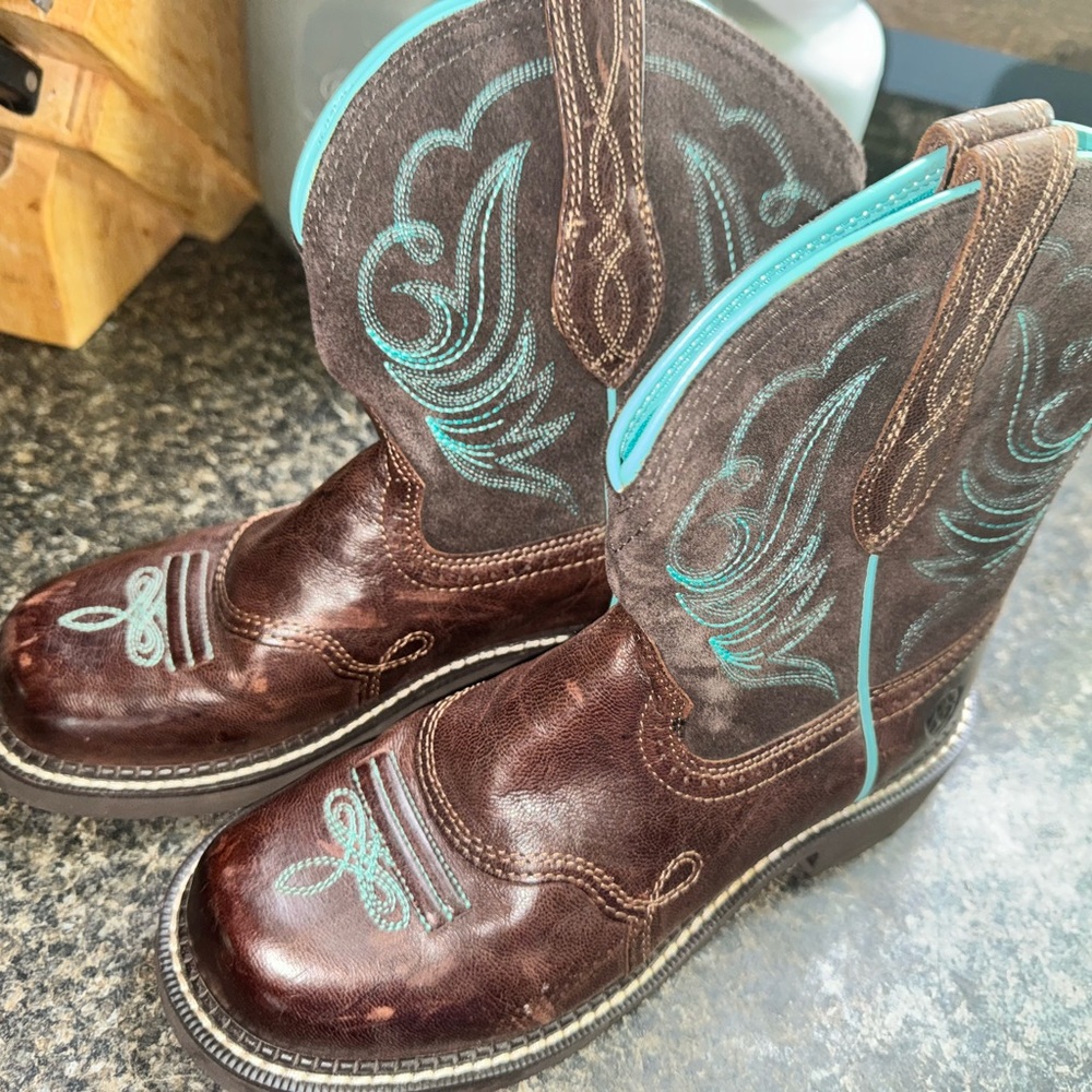 Ariat Western Boots Brown Leather with Blue Stitching